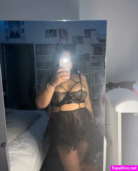 Waifubutirl OnlyFans Thumbnail #qAd8bPYt5q