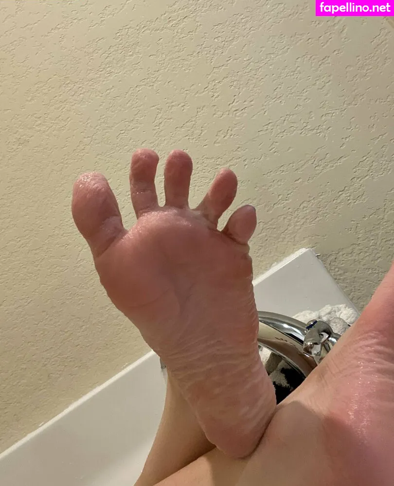 OGTwinkleToes, WaifuFeetMilk, godsavethesouls Nude Leaked OnlyFans Photo #wpMIfe27ix