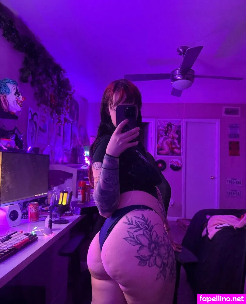 waifukrissylol, waifukrissyxoxo Nude Leaked OnlyFans Photo #jiLd7MUCNp