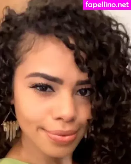 Walessa Munoz OnlyFans Thumbnail #Q39d1slhjM