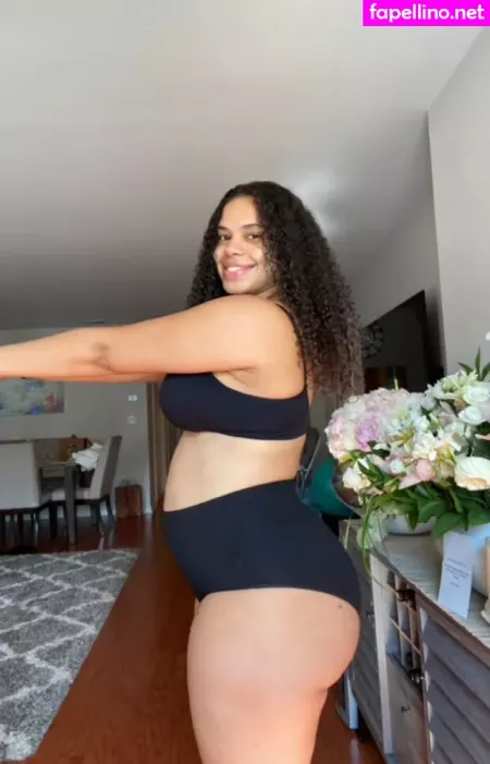 Walessa Munoz OnlyFans Thumbnail #TdexRK0cJP