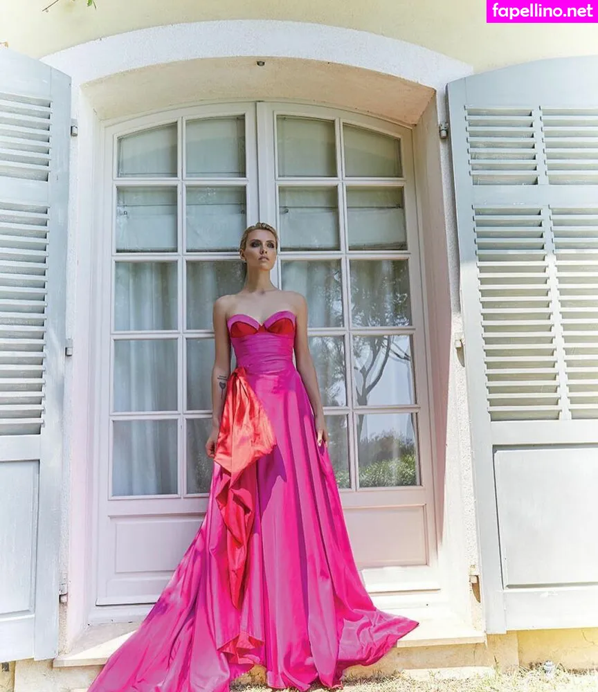 wallisday Nude Leaked OnlyFans Photo #F2aYdY7iro