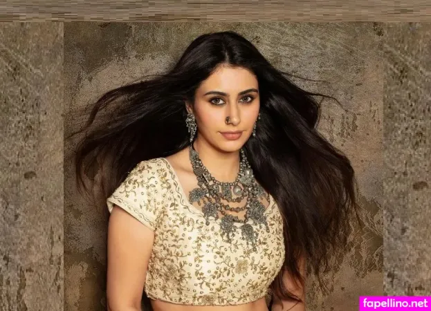 Warina Hussain Main Profile Photo