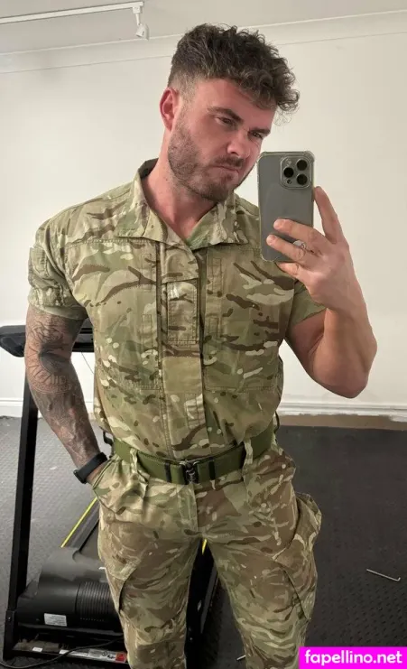 Warlowee OnlyFans Thumbnail #6gBIVbETqP