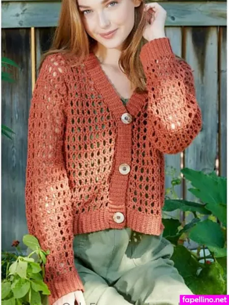 Watchmeknit OnlyFans Thumbnail #AJkzzzGugN