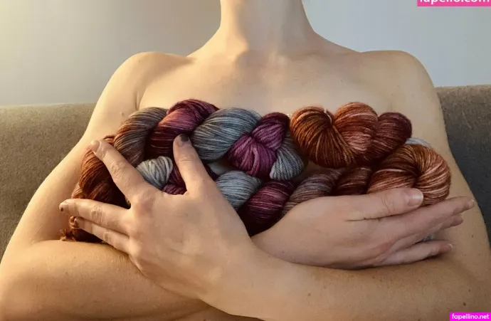 Watchmeknit OnlyFans Thumbnail #ObwQpJ75kG