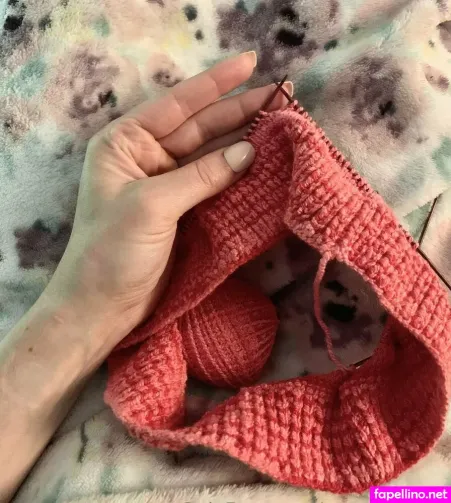 Watchmeknit OnlyFans Thumbnail #aNNLamPuPx