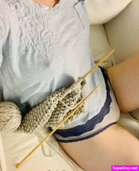 Watchmeknit OnlyFans Thumbnail #aasbqMY7q3