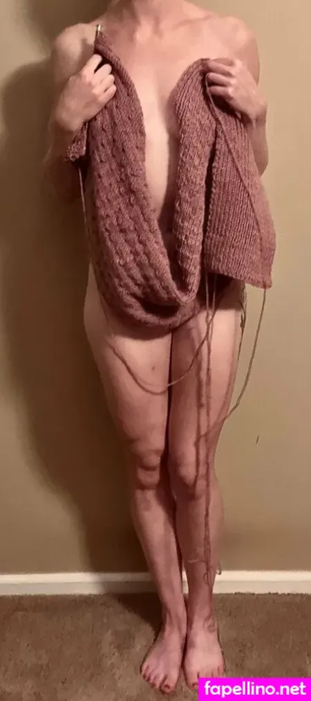 Watchmeknit OnlyFans Thumbnail #b6wC7VV5Qj