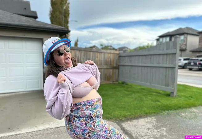 Water Melon Sugar Pie OnlyFans Thumbnail #irHejbeTC0