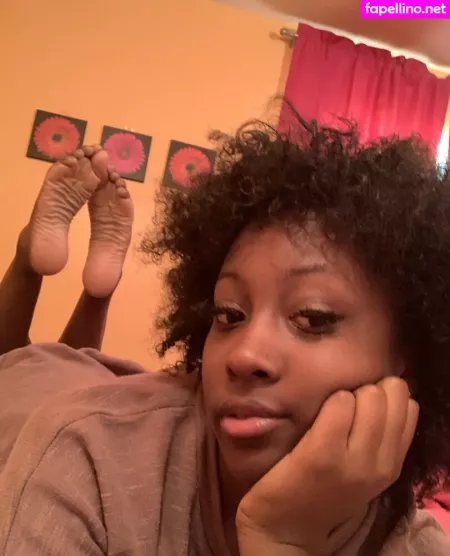 Waveysolezz OnlyFans Thumbnail #Ug4mnpD0bE