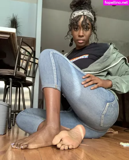 Waveysolezz OnlyFans Thumbnail #h4WvFAJQXc