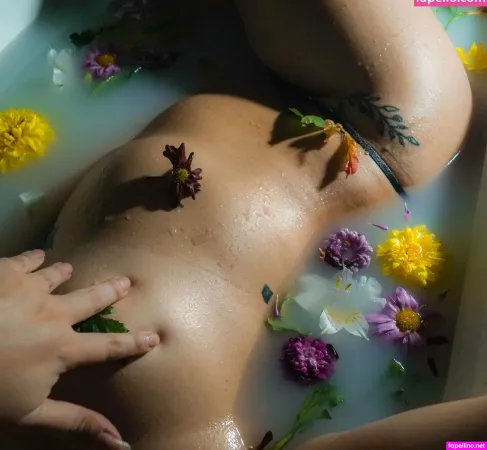 Wayllagyal OnlyFans Thumbnail #Lkn8ncAqbQ