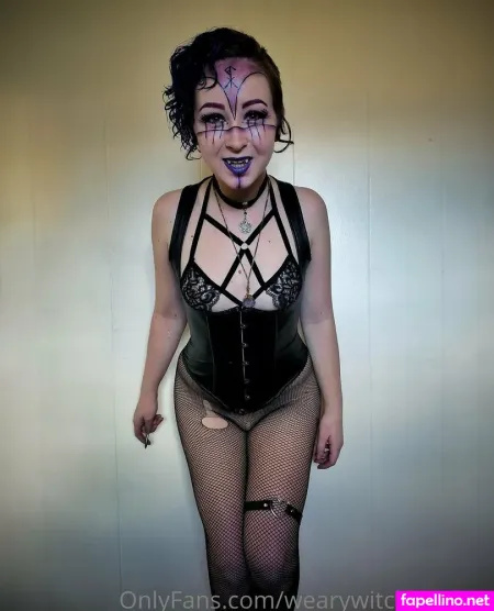 Wearywitchlingfree OnlyFans Thumbnail #0grtfcA9k1
