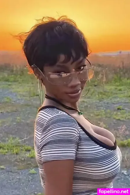 Webeecca OnlyFans Thumbnail #6eG2o5s55X