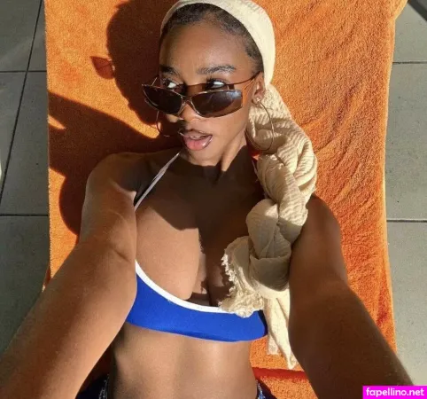 Webeecca OnlyFans Thumbnail #Gers5Eh2cQ