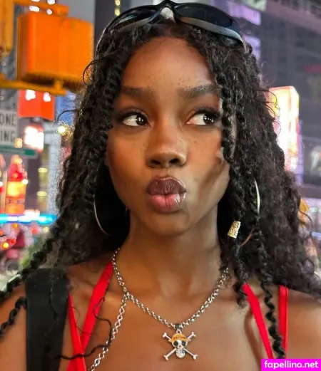 Webeecca OnlyFans Thumbnail #WjEF4V5NNe