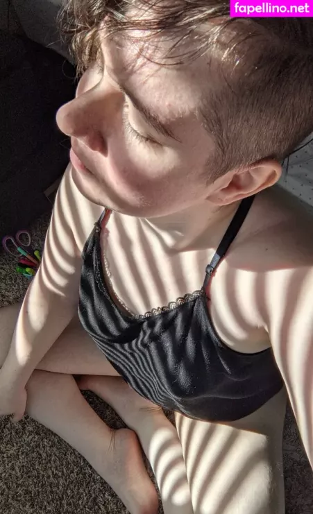 Wednesdayeve OnlyFans Thumbnail #kpSOHWWDvr