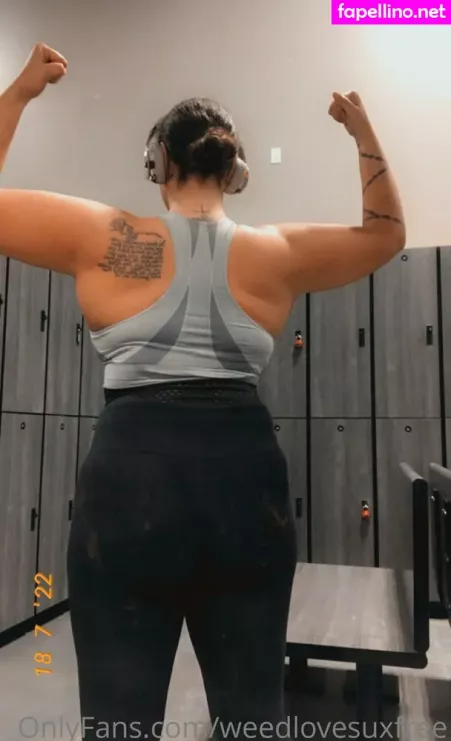 Weedlovesuxfree OnlyFans Thumbnail #Bk0EEnrgjI