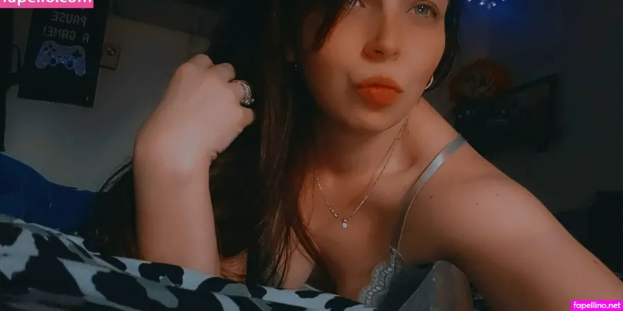 Weedqueen33 OnlyFans Thumbnail #uDz2jaxVKm