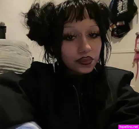Weepinginheaven OnlyFans Thumbnail #4UGWJN4xyh