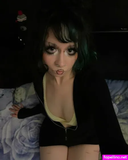 Weepinginheaven OnlyFans Thumbnail #zhsO10ooPN