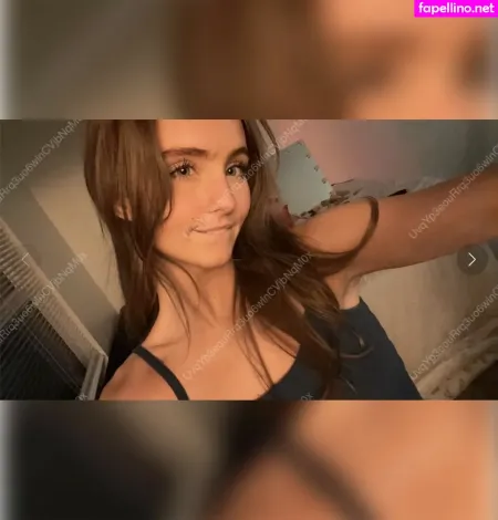 Weetch OnlyFans Thumbnail #18UdCVta0T