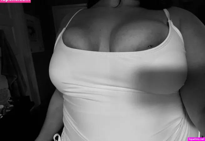 Weezy Weezyouttaherea OnlyFans Thumbnail #AittBVgBUi