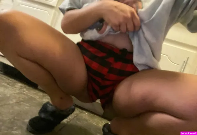 Weheartdenise OnlyFans Thumbnail #MzQROFc0F9