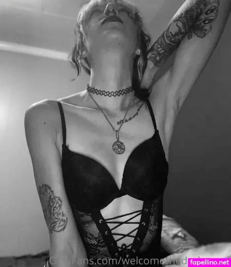 Welcomethedarkangel OnlyFans Thumbnail #9R4y3Oo3NA