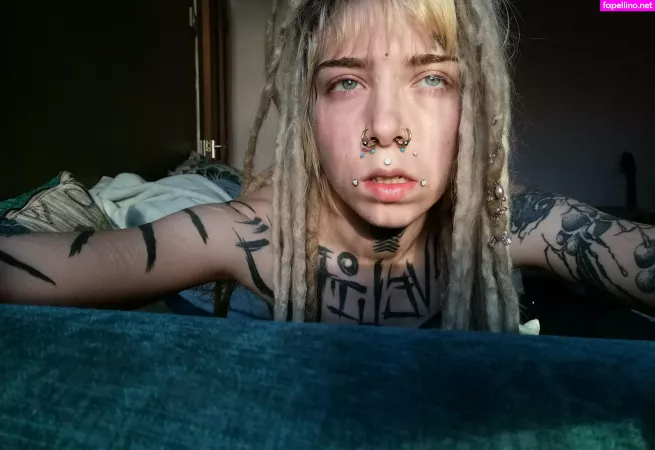 Welcometothesewerfree OnlyFans Thumbnail #CwcFRSn14h