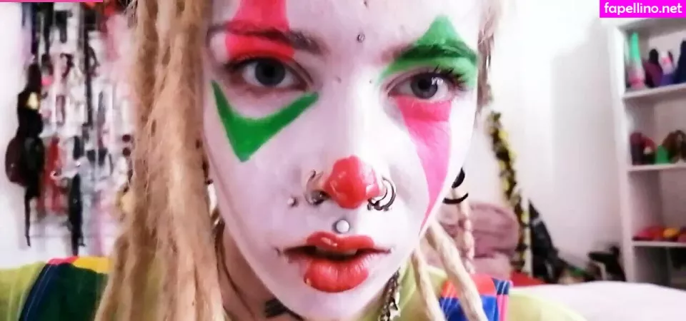 Welcometothesewerfree OnlyFans Thumbnail #mSG8dVv6VE