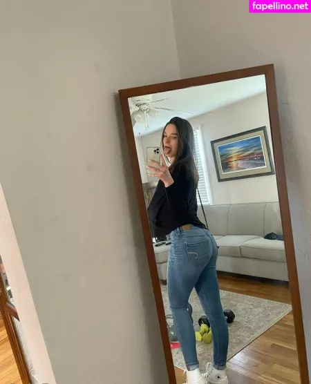 Welcometothesmokeshow OnlyFans Thumbnail #EOW1swAX3Q