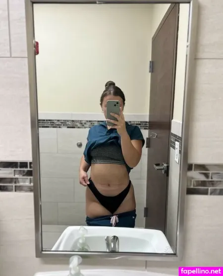 Wellnesswifey OnlyFans Thumbnail #r7gOh0wnhk