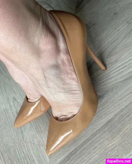 Wellwornbymitzy OnlyFans Thumbnail #1yzfThuZsU