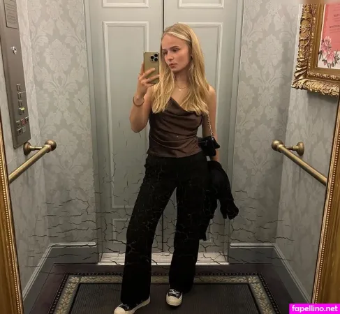 Wemmse Emma OnlyFans Thumbnail #JrEmpfRNei