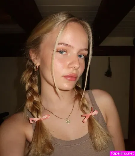 Wemmse Emma OnlyFans Thumbnail #Ootz1DXnxI