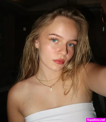 Wemmse Emma OnlyFans Thumbnail #ZLWxOmiekT
