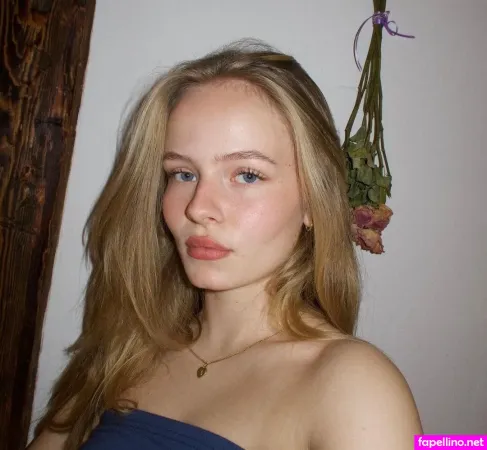 Wemmse Emma OnlyFans Thumbnail #iD3f6nCI3f