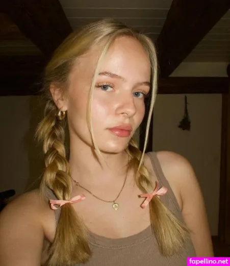 Wemmse Emma OnlyFans Thumbnail #mkLBxwb6wU