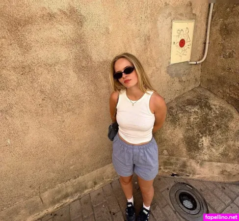 Wemmse Emma OnlyFans Thumbnail #sWf1Ss4n52