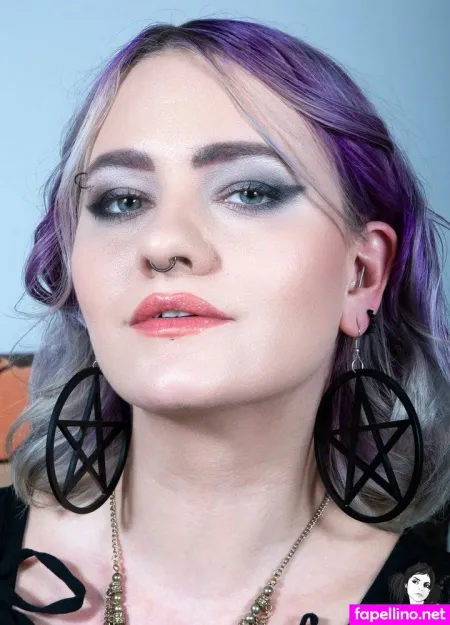 Wenchi OnlyFans Thumbnail #7etWxtIcnS