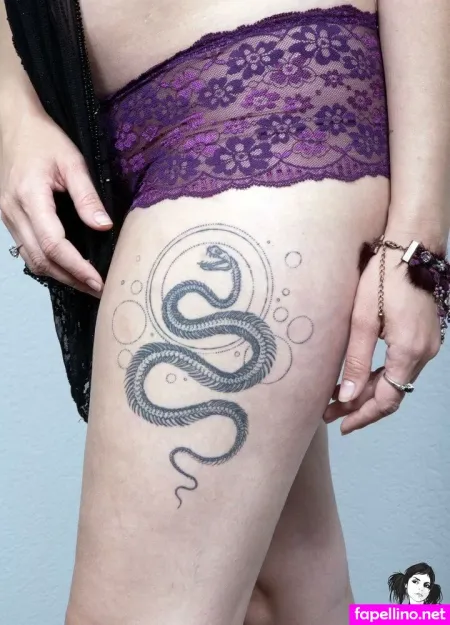 Wenchi OnlyFans Thumbnail #TktkUIw2Uc