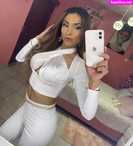 Wendy Cati OnlyFans Thumbnail #w1sVbfbIKk
