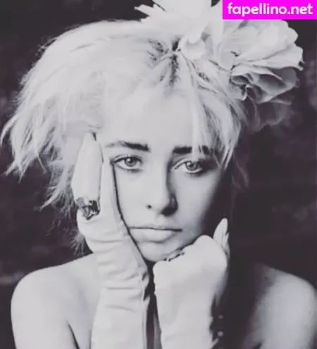 Wendy James OnlyFans Thumbnail #nM6CJBllR4