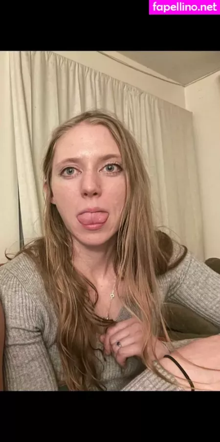 Wendy Lov OnlyFans Thumbnail #Hd5adJY6sy