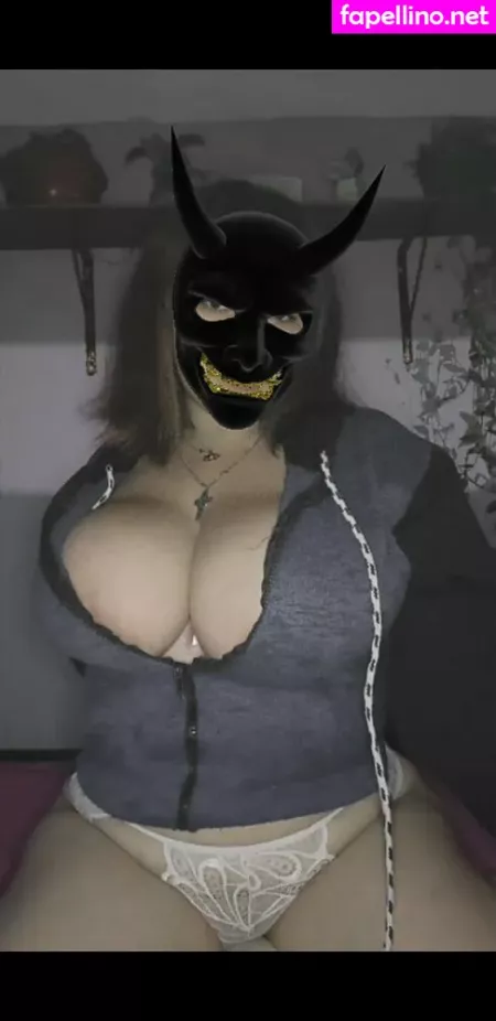 Wendy Yeravich OnlyFans Thumbnail #oyrCPWjCSs