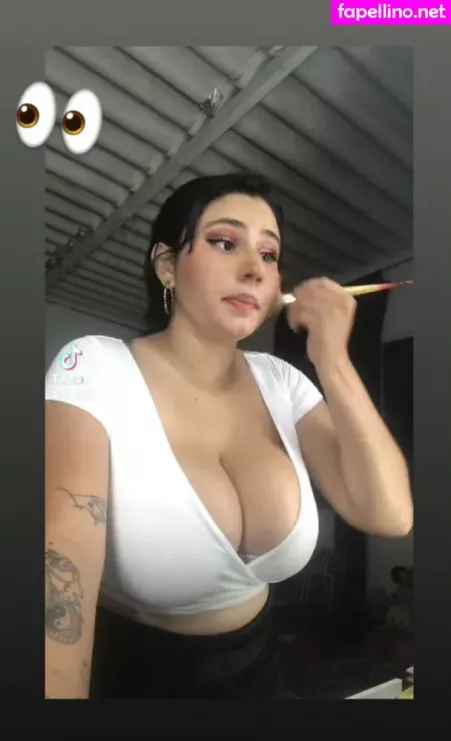 Wendy Yineth OnlyFans Thumbnail #E7O53uhBEN