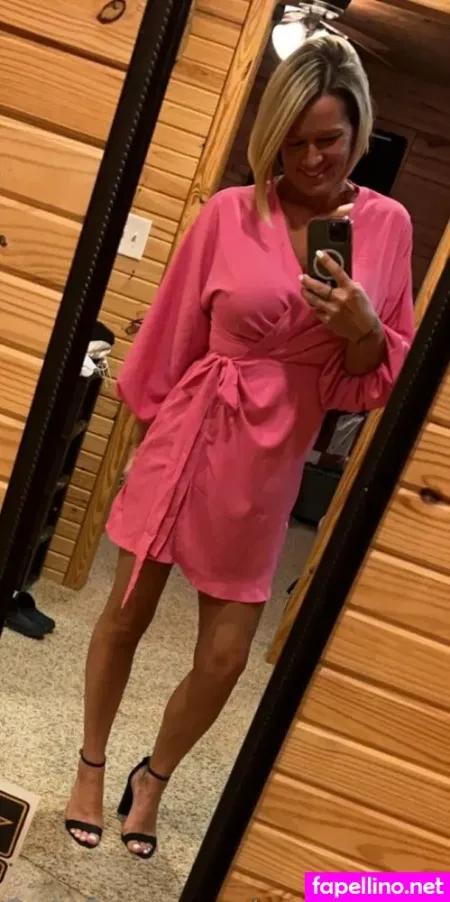 Wenwen3838 OnlyFans Thumbnail #MGJ2GIe2Zh