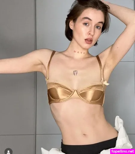 Wer Ist Sie OnlyFans Thumbnail #2ZgaWh1gIF